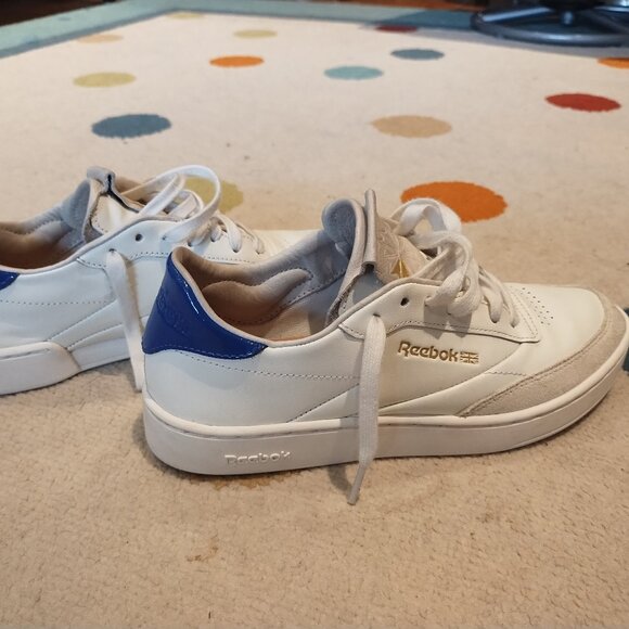 Reebok sneakers in size 7 - Picture 1 of 2